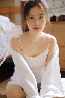 粉嫩的护士小雪